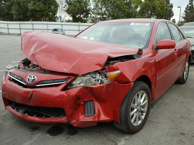 4T1BB3EKXAU112745 - 2010 TOYOTA CAMRY HYBR RED photo 2