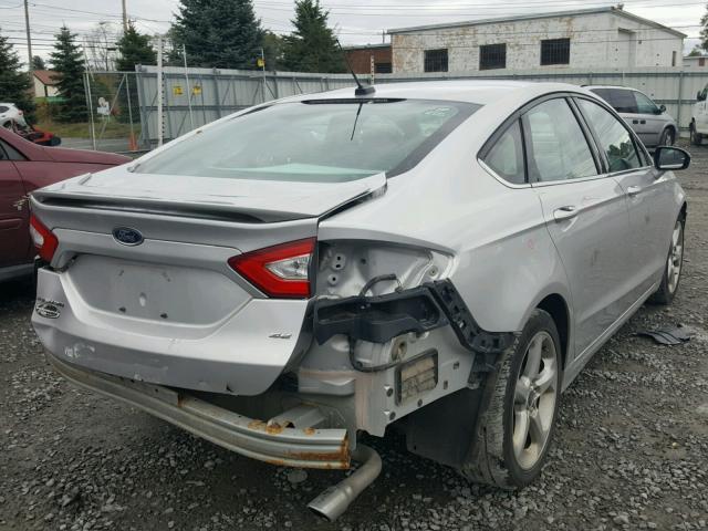 3FA6P0H71DR301587 - 2013 FORD FUSION SE SILVER photo 4