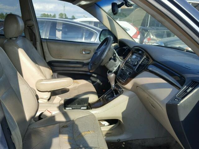 JTEGF21A930098414 - 2003 TOYOTA HIGHLANDER BLUE photo 5