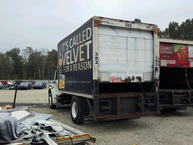 1FVACWCS47HY35255 - 2007 FREIGHTLINER M2 WHITE photo 3