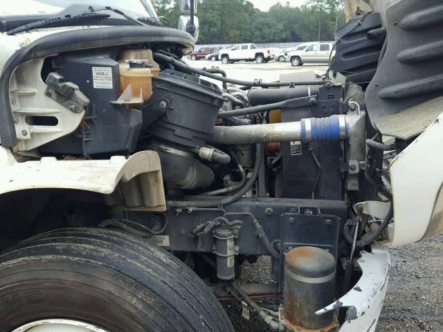 1FVACWCS47HY35255 - 2007 FREIGHTLINER M2 WHITE photo 9