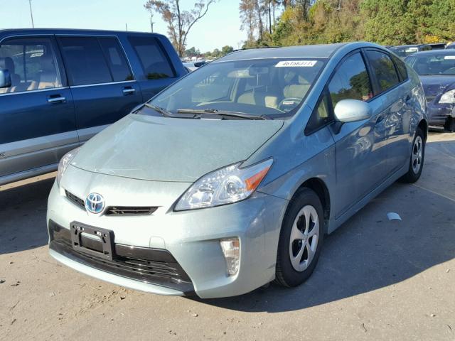 JTDKN3DU3D5650782 - 2013 TOYOTA PRIUS SILVER photo 2