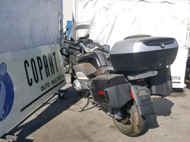 WB10A1303GZ195786 - 2016 BMW R1200 RT GRAY photo 3