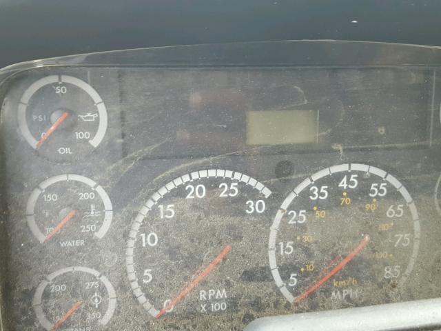 1FVACWDJ58HZ54925 - 2008 FREIGHTLINER M2 WHITE photo 8