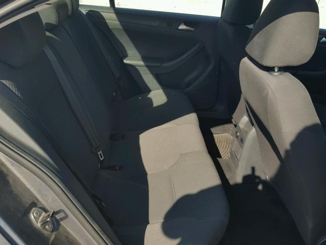 3VW2K7AJ9DM444478 - 2013 VOLKSWAGEN JETTA BASE GRAY photo 6