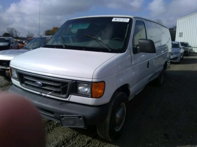 1FTSS34L83HB66779 - 2003 FORD ECONOLINE WHITE photo 2