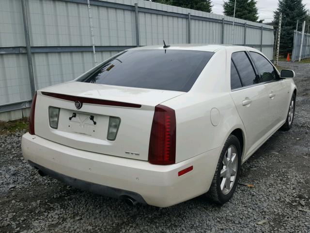 1G6DW677050216527 - 2005 CADILLAC STS WHITE photo 4