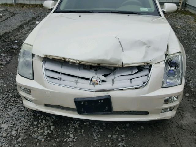 1G6DW677050216527 - 2005 CADILLAC STS WHITE photo 7