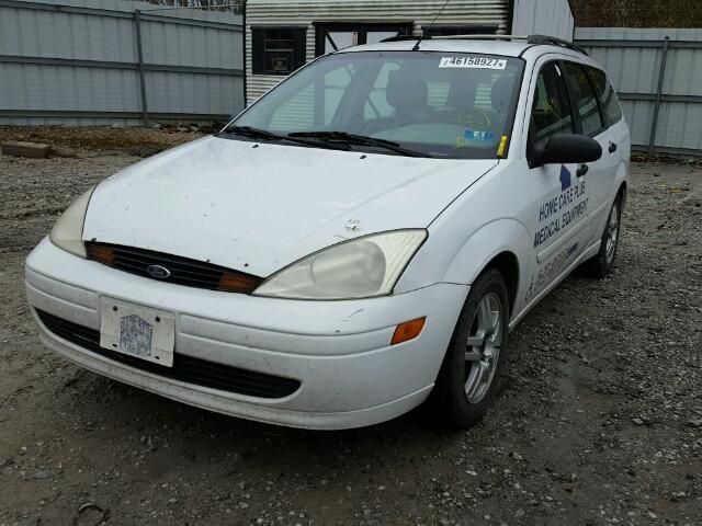 1FAHP36331W226054 - 2001 FORD FOCUS SE WHITE photo 2