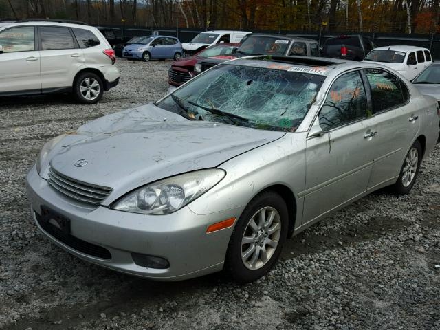 JTHBF30G230093418 - 2003 LEXUS ES SILVER photo 2