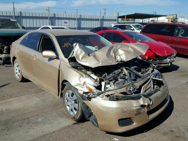 4T1BF3EKXBU713384 - 2011 TOYOTA CAMRY BASE GOLD photo 1