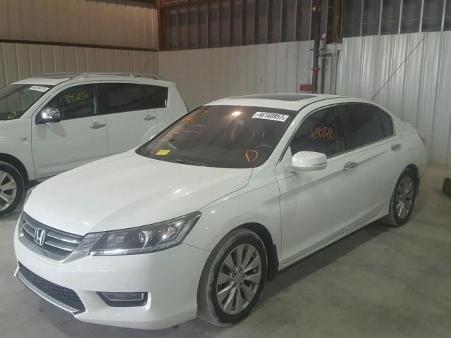 1HGCR2F80DA175149 - 2013 HONDA ACCORD EXL WHITE photo 2