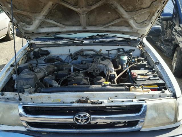 4TAVL52N2WZ069193 - 1998 TOYOTA TACOMA XTR WHITE photo 7