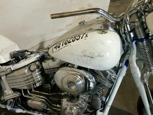 0K2097676288 - 2009 HARLEY-DAVIDSON FXSTSSE3 WHITE photo 10