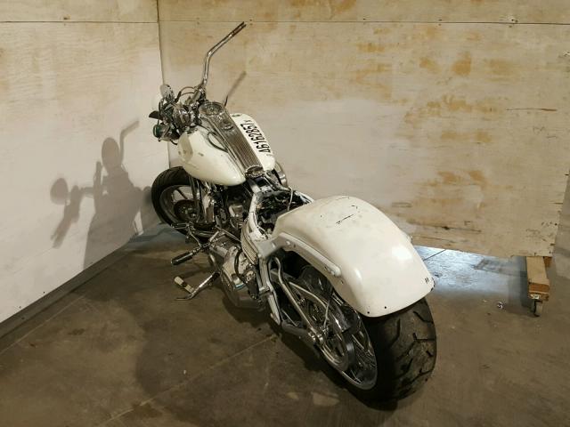 0K2097676288 - 2009 HARLEY-DAVIDSON FXSTSSE3 WHITE photo 3