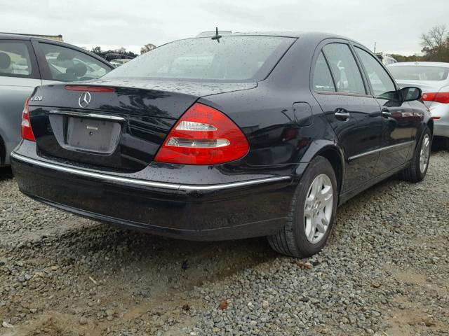 WDBUF65J75A630912 - 2005 MERCEDES-BENZ E 320 BLACK photo 4