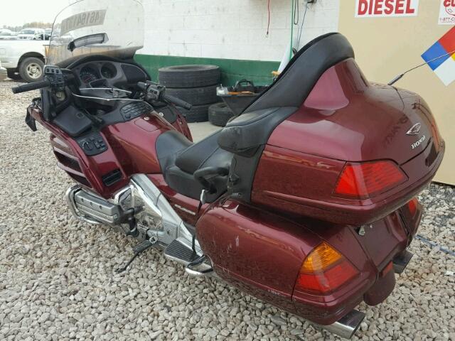 1HFSC47025A410805 - 2005 HONDA GL1800 MAROON photo 3