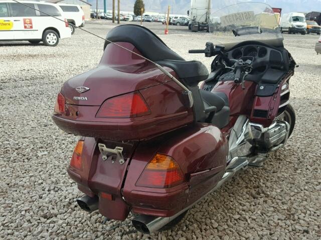 1HFSC47025A410805 - 2005 HONDA GL1800 MAROON photo 4