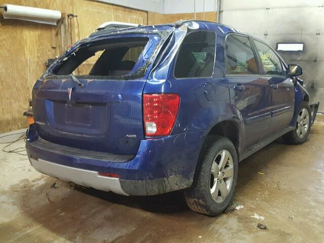 2CKDL73F966063561 - 2006 PONTIAC TORRENT BLUE photo 4