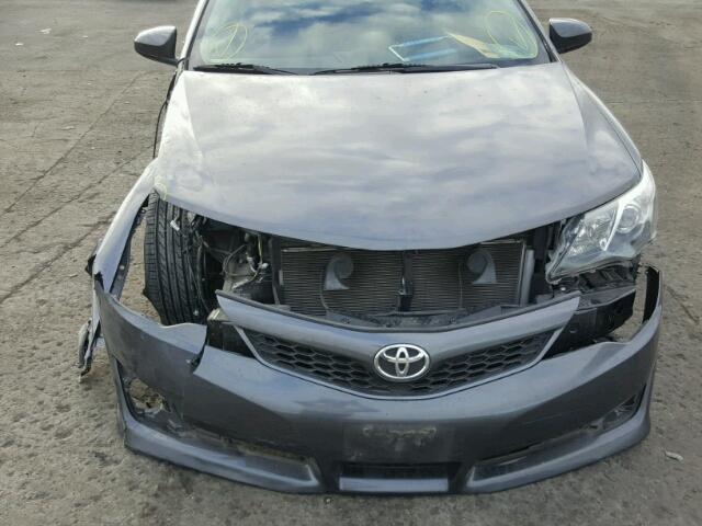 4T1BF1FK7EU840147 - 2014 TOYOTA CAMRY L 石墨色 照片 9