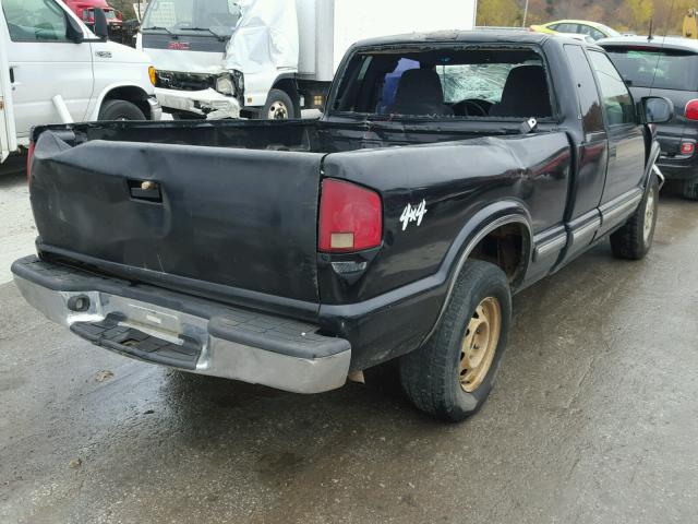 1GCDT19WXY8160728 - 2000 CHEVROLET S TRUCK S1 BLACK photo 4