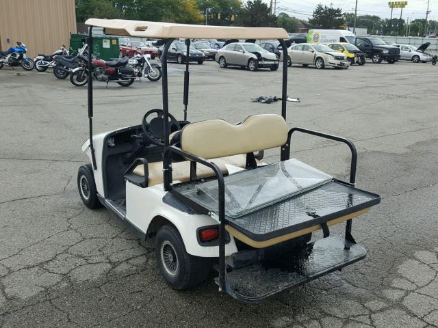 2323992 - 2005 EZ GOLFCART WHITE photo 3