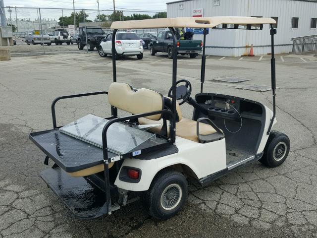 2323992 - 2005 EZ GOLFCART WHITE photo 4