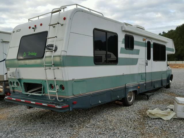 1FDXE40S3XHA91846 - 1999 FORD MOTORHOME GREEN photo 4