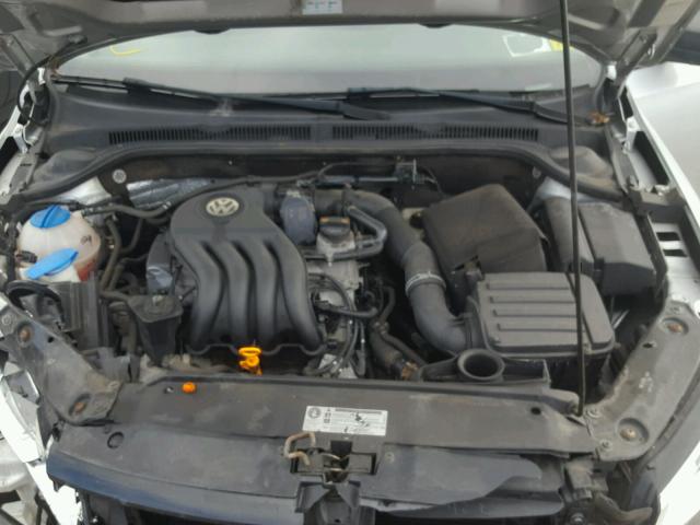 3VW1K7AJ2BM326975 - 2011 VOLKSWAGEN JETTA BASE 银色 照片 7