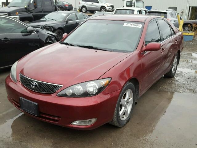 4T1BE32K05U085069 - 2005 TOYOTA CAMRY LE RED photo 2