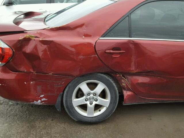 4T1BE32K05U085069 - 2005 TOYOTA CAMRY LE RED photo 9