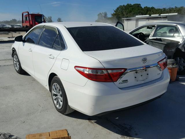 4T1BF1FK9GU128483 - 2016 TOYOTA CAMRY LE WHITE photo 3