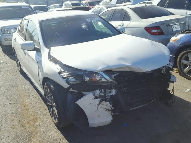 1HGCR2F5XFA139588 - 2015 HONDA ACCORD SPO WHITE photo 1