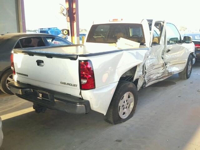 2GCEC13T251235651 - 2005 CHEVROLET SILVERADO WHITE photo 4