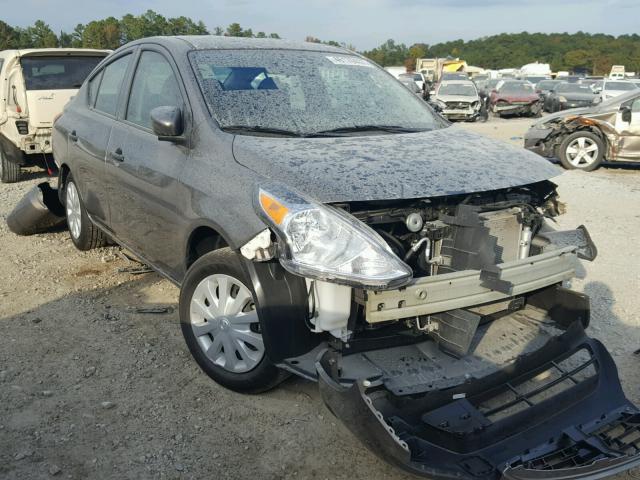 3N1CN7AP5HL849593 - 2017 NISSAN VERSA S GRAY photo 1