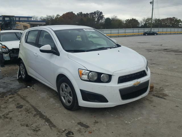 1G1JA6SH8F4218124 - 2015 CHEVROLET SONIC LS WHITE photo 1