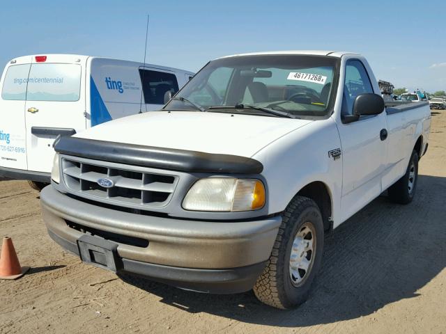 1FTRF2762WKC14917 - 1998 FORD F250 WHITE photo 2