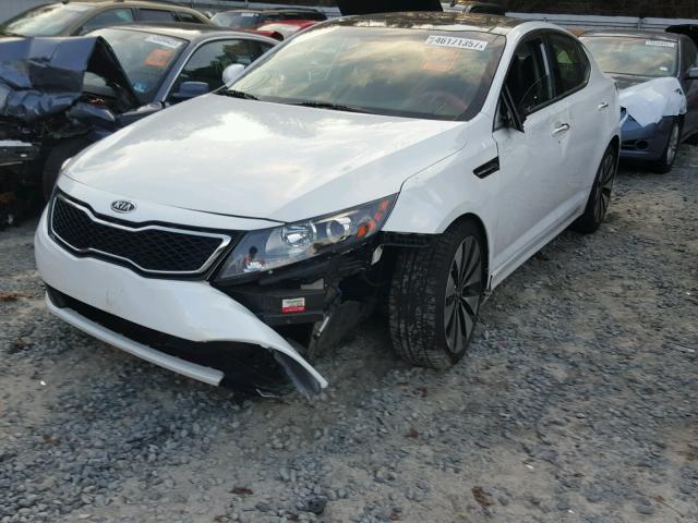 5XXGR4A69CG011547 - 2012 KIA OPTIMA SX WHITE photo 2