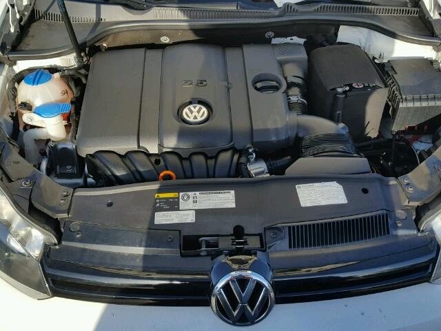 WVWDB7AJ4DW137697 - 2013 VOLKSWAGEN GOLF WHITE photo 7