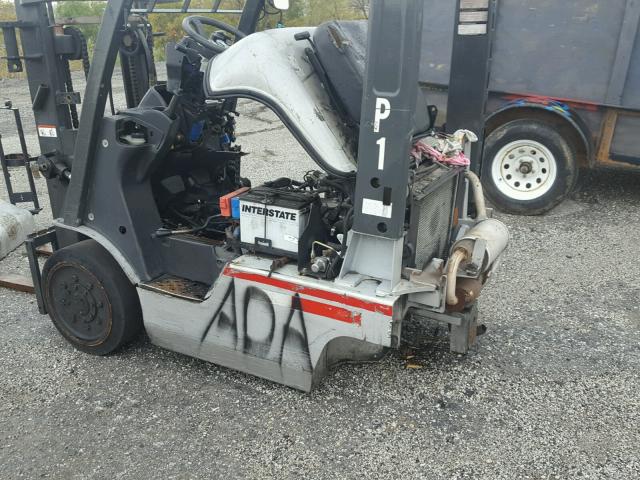166465 - 2005 NISSAN FORKLIFT SILVER photo 9