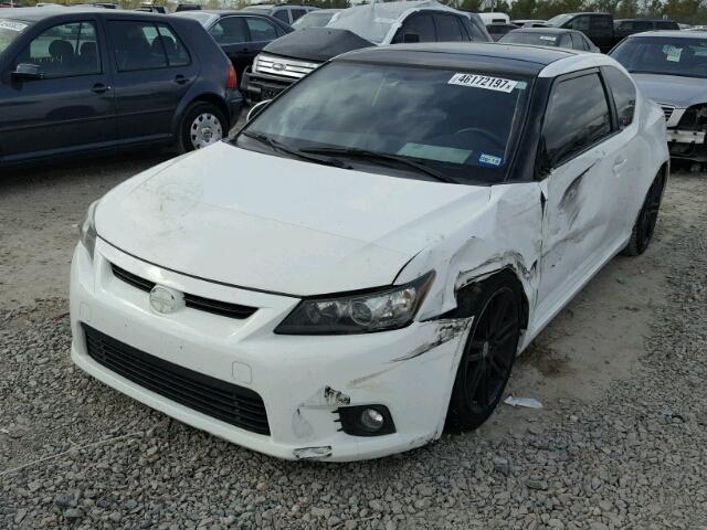 JTKJF5C78C3038628 - 2012 TOYOTA SCION TC WHITE photo 2