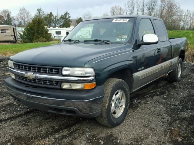 2GCEK19T021386963 - 2002 CHEVROLET SILVERADO GREEN photo 2