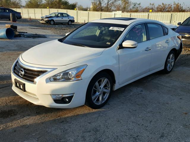 1N4AL3AP9DN464587 - 2013 NISSAN ALTIMA 2.5 WHITE photo 2