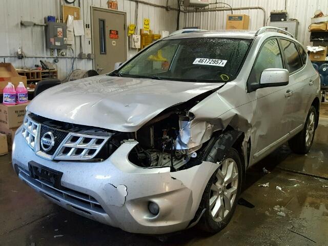 JN8AS5MT6BW567401 - 2011 NISSAN ROGUE S SILVER photo 2