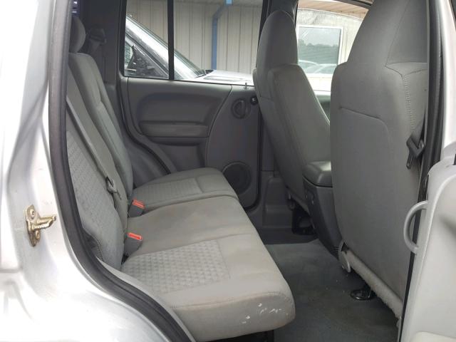 1J4GL48K67W500457 - 2007 JEEP LIBERTY SP GRAY photo 6