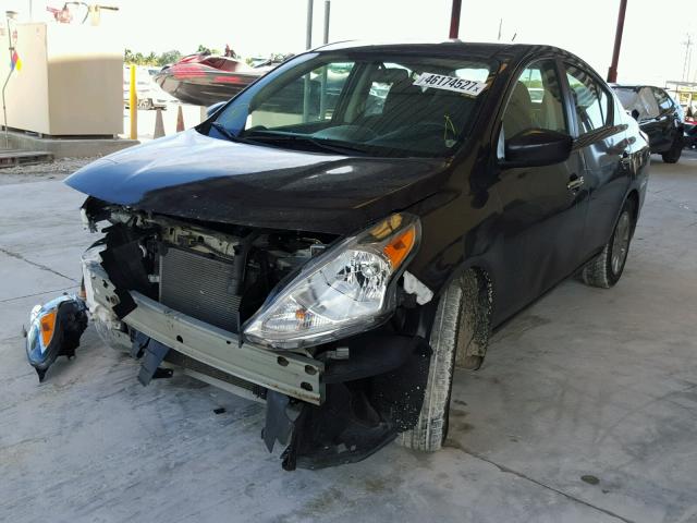 3N1CN7AP4FL813648 - 2015 NISSAN VERSA S CHARCOAL photo 2