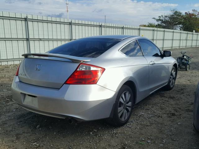 1HGCS12728A023648 - 2008 HONDA ACCORD EX SILVER photo 4