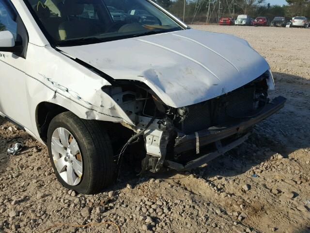 3N1AB6AP4AL632519 - 2010 NISSAN SENTRA 2.0 WHITE photo 9