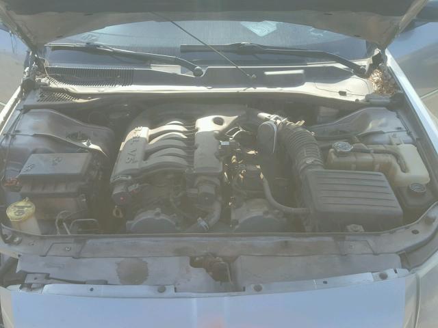 2D4FV47V77H643958 - 2007 DODGE MAGNUM SXT GRAY photo 7