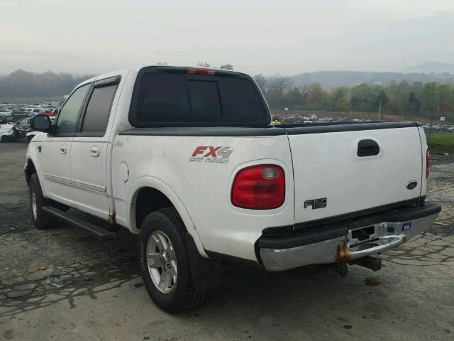 1FTRW08LX2KC64953 - 2002 FORD F150 WHITE photo 3